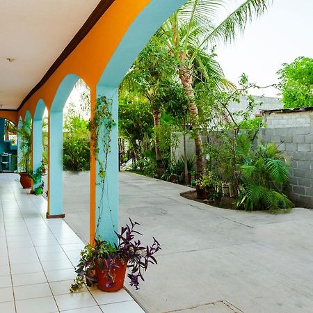 Oyo Hotel Miramar, Loreto Loreto  Extérieur photo