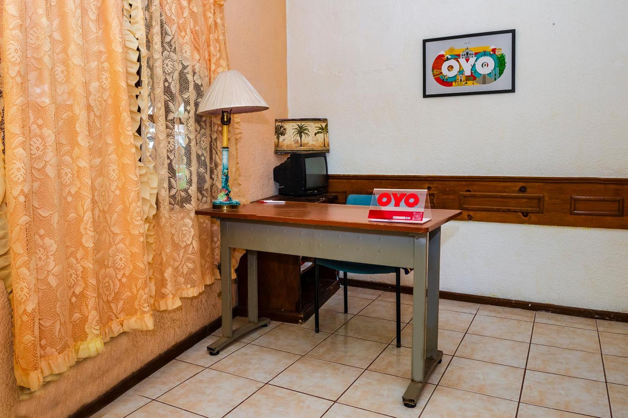 Oyo Hotel Miramar, Loreto Loreto  Extérieur photo